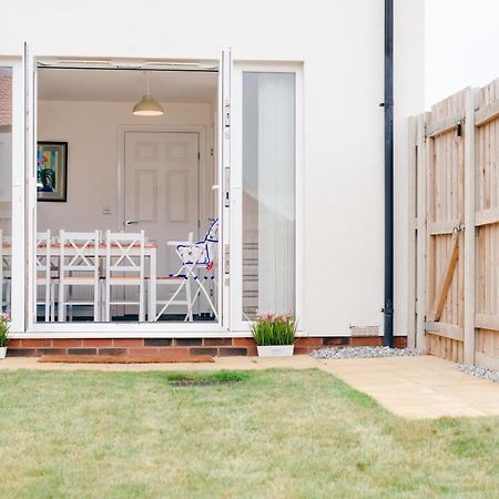 Oakley - Large, Elegant, Dog Friendly & Parking Vila Whitby Exterior foto
