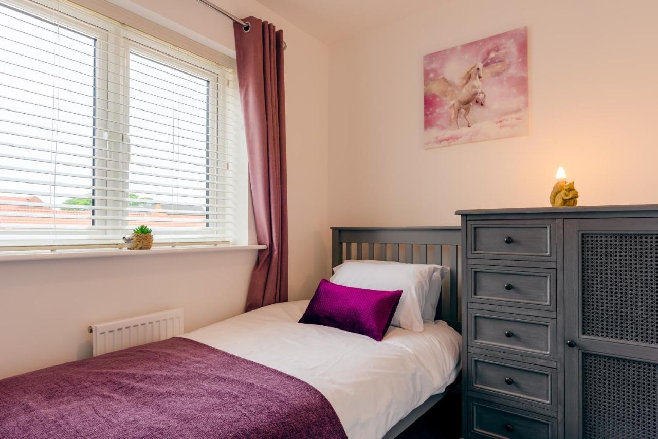 Oakley - Large, Elegant, Dog Friendly & Parking Vila Whitby Exterior foto