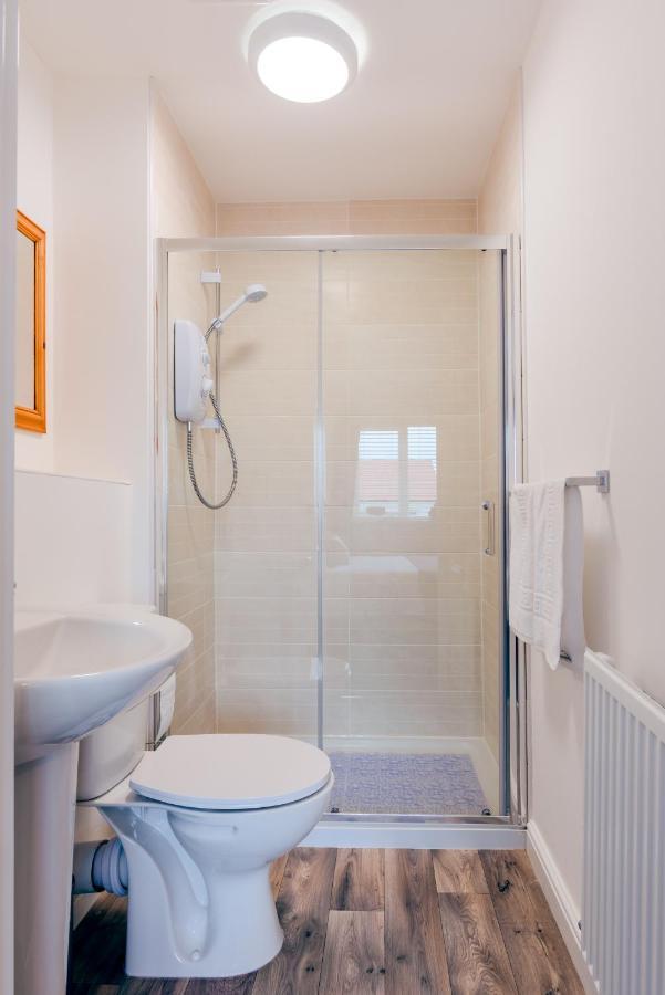 Oakley - Large, Elegant, Dog Friendly & Parking Vila Whitby Exterior foto