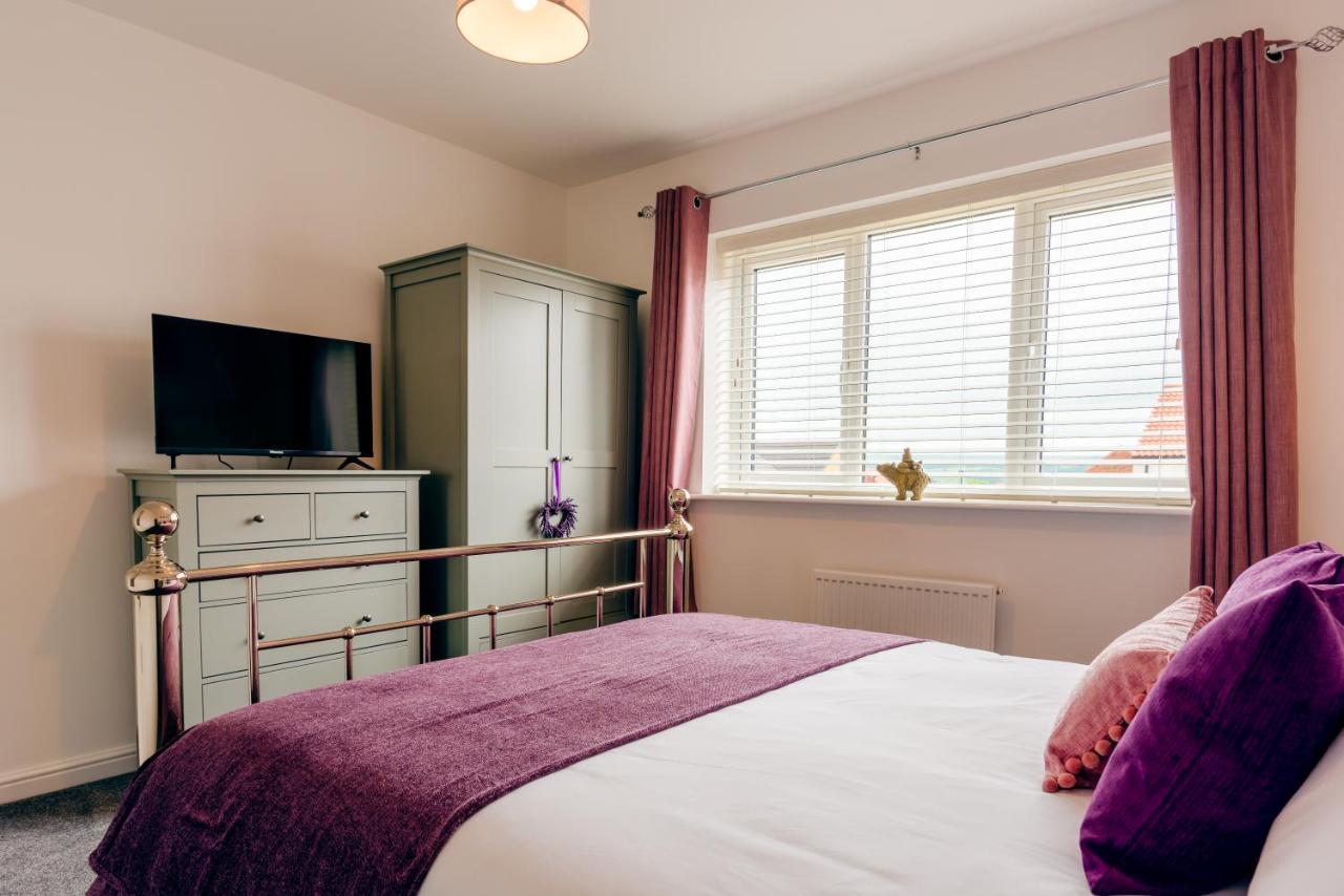 Oakley - Large, Elegant, Dog Friendly & Parking Vila Whitby Exterior foto